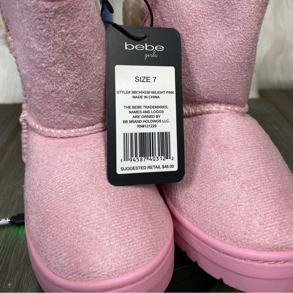 bebe Girls Mid Calf Suede Winter Boots Embellished with Fur Cuff & Back Bow
SZ 7 - Picture 7 of 10
